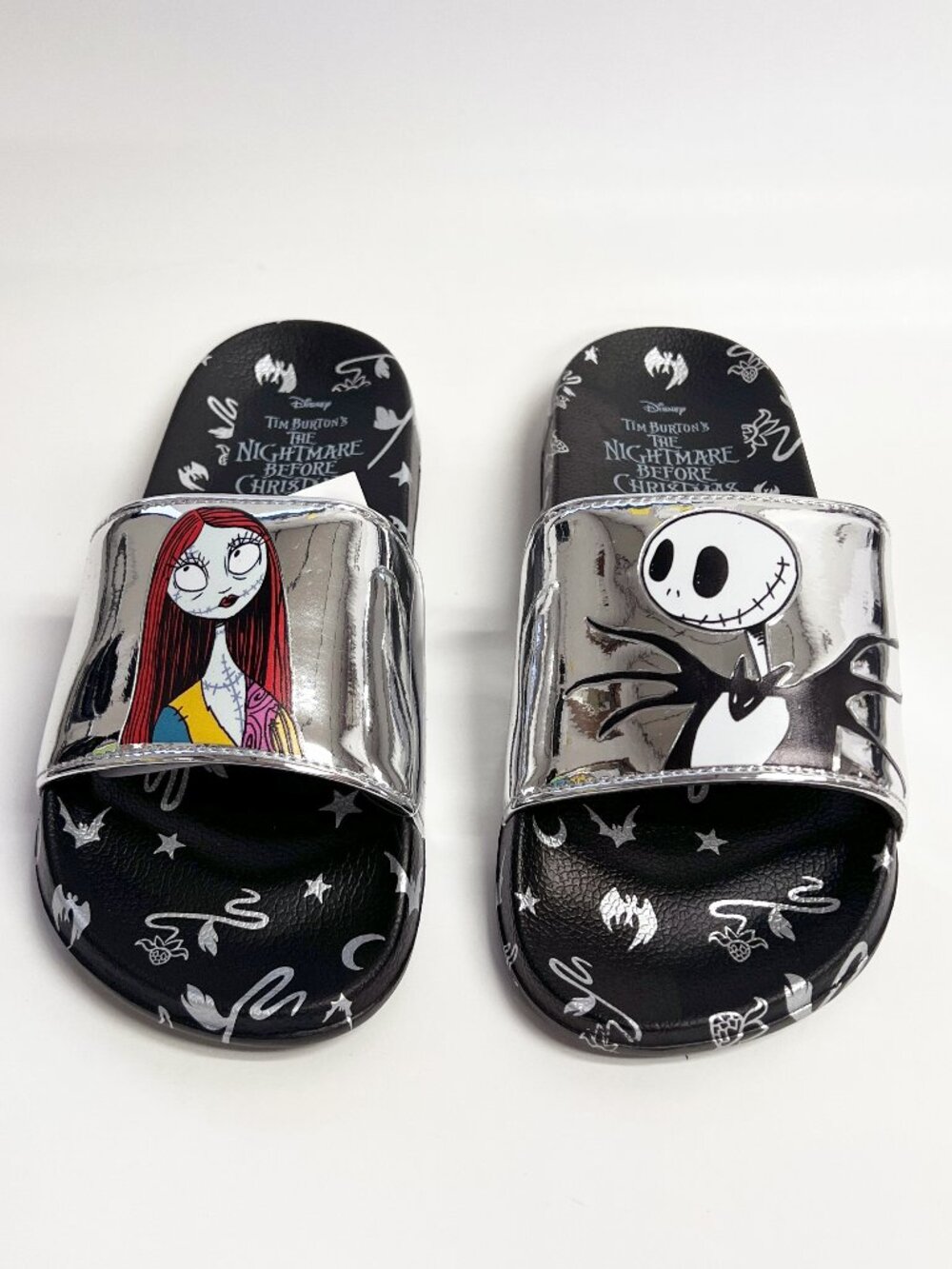 Women’s Disney Nightmare Before Christmas Metallic Slide Sandals 9 NEW WITH TAGS